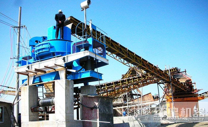 制砂機(jī)現(xiàn)場 制砂機(jī)現(xiàn)場