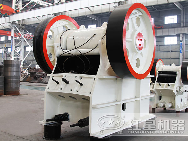 破碎機(jī) 破碎機(jī)