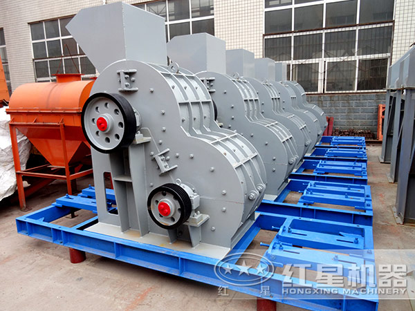 雙級破碎機(jī)實物圖 雙級破碎機(jī)實物圖