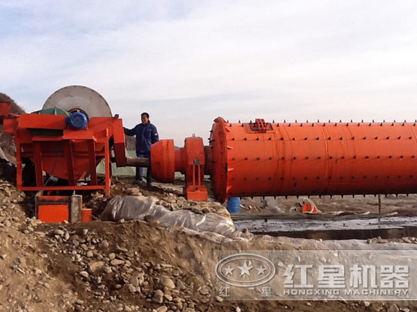 球磨機現(xiàn)場 球磨機現(xiàn)場