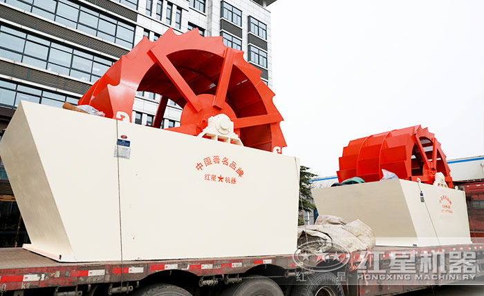 三輪洗砂機發(fā)貨現(xiàn)場 三輪洗砂機發(fā)貨現(xiàn)場