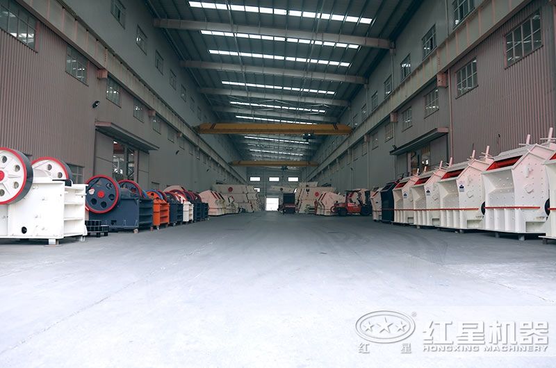 紅星機(jī)器生產(chǎn)的各種型號(hào)的破碎機(jī) 紅星機(jī)器生產(chǎn)的各種型號(hào)的破碎機(jī)