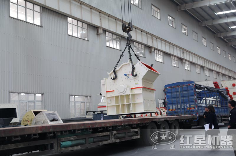 細碎制沙機發(fā)貨現場 細碎制沙機發(fā)貨現場