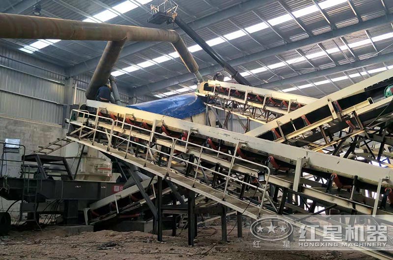 濟(jì)源花崗巖移動制砂生產(chǎn)現(xiàn)場 濟(jì)源花崗巖移動制砂生產(chǎn)現(xiàn)場