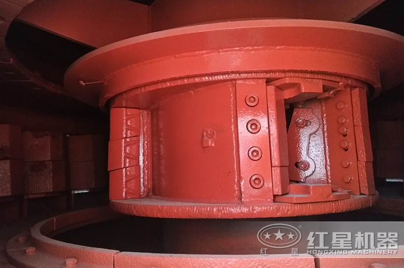 VSI制沙機內(nèi)部細(xì)節(jié)實景 VSI制沙機內(nèi)部細(xì)節(jié)實景