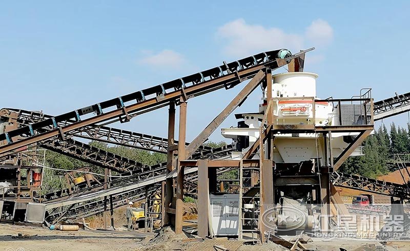 客戶來廠咨詢：想購買日產(chǎn)1000噸的制砂機(jī)，有推薦的型號嗎？