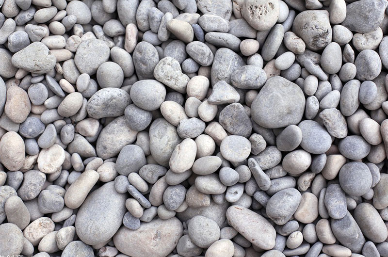 沖擊破能破卵石嗎？1小時(shí)產(chǎn)量多少噸？