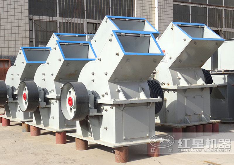 產(chǎn)量30噸錘式打砂機多少錢一臺，處理量由什么決定？