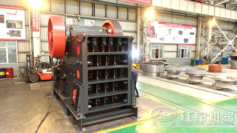 顎式破碎機(jī)石料廠粗碎設(shè)備 顎式破碎機(jī)石料廠粗碎設(shè)備