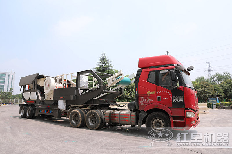 移動(dòng)破碎搭載鄂破 移動(dòng)破碎搭載鄂破