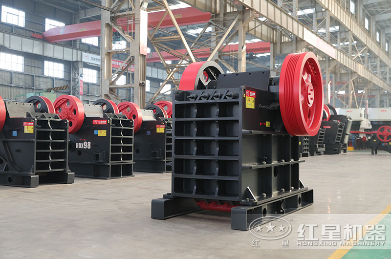 赤鐵礦破碎機(jī)設(shè)備有哪些？圖片及價(jià)格